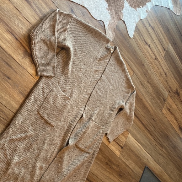 Easel long, open-front knit cardigan in a neutral, tan/beige - Picture 2 of 6